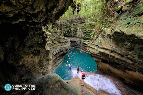 Cebu Travel Guide: Tourist Spots + Hotels .